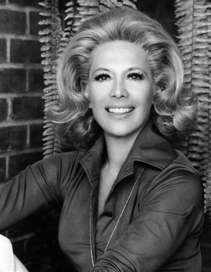 Dinah Shore - Bio, Age, Wiki, Facts and Family |