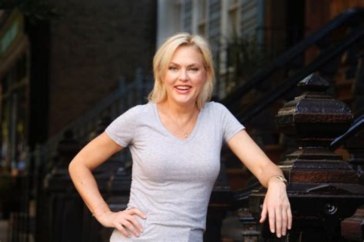 Elaine Hendrix - Bio, Age, Wiki, Facts and Family |