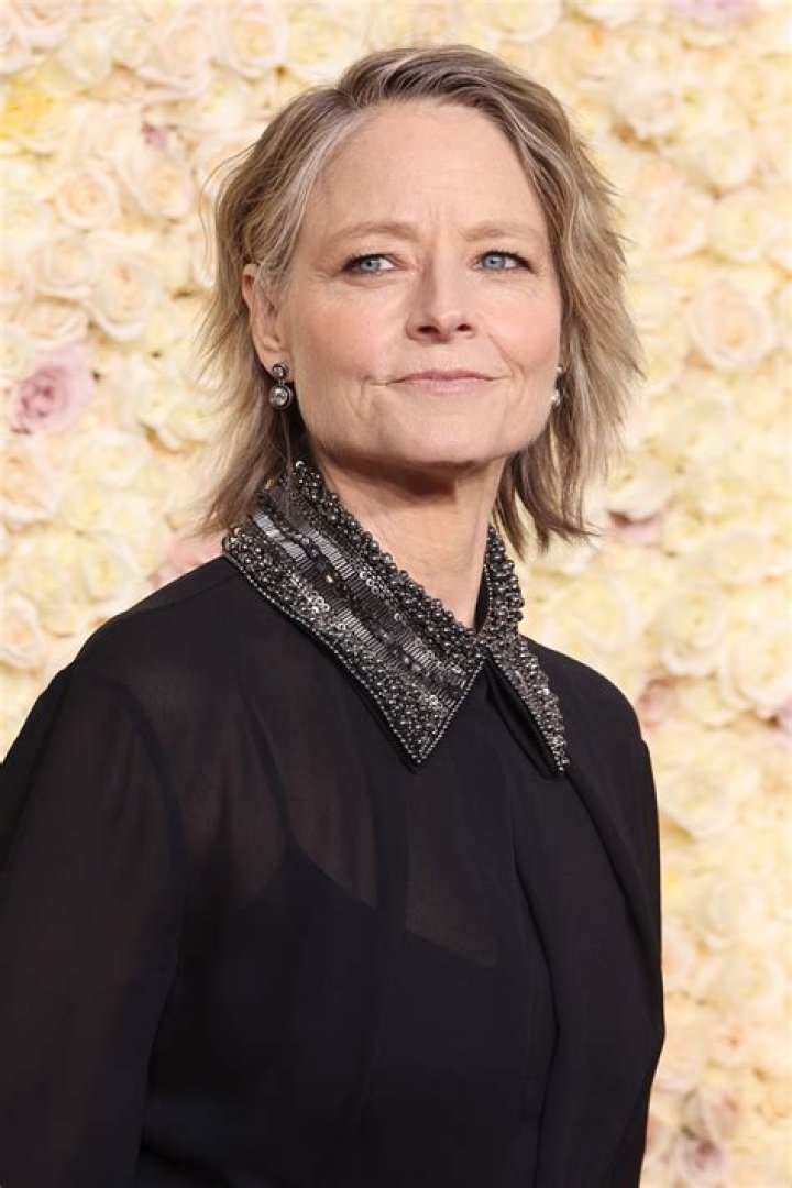Exploring the Enigmatic Journey of Jodie Foster: A Glimpse into Her Youthful Rise