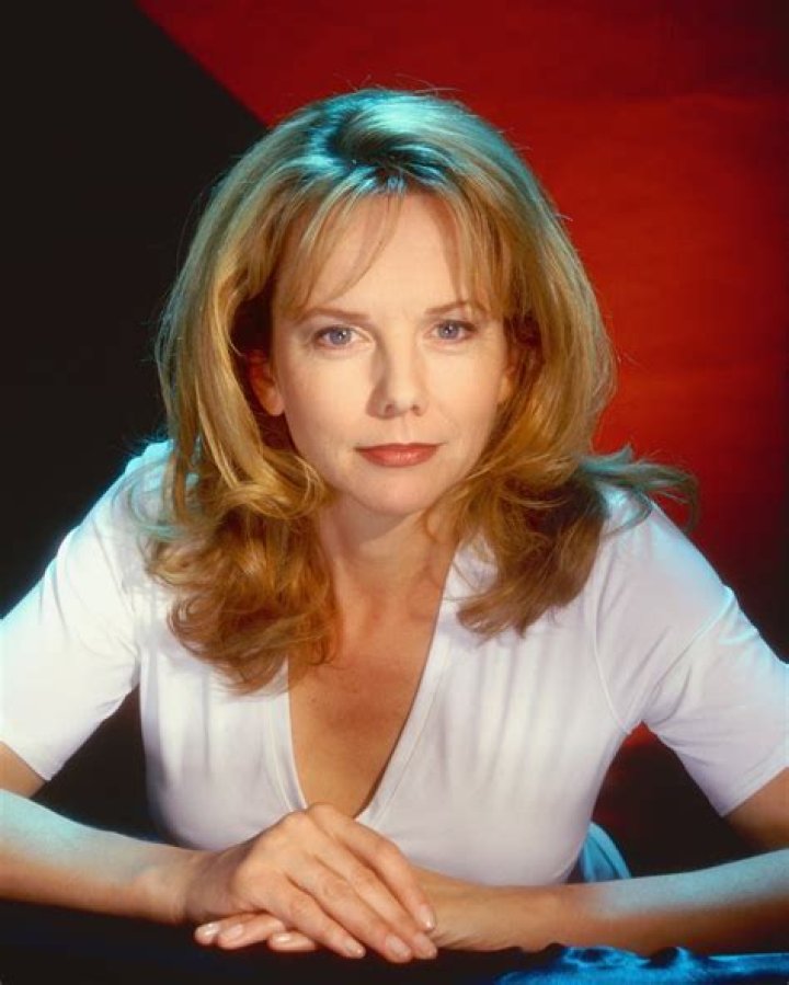 How Old Is Actress Linda Purl