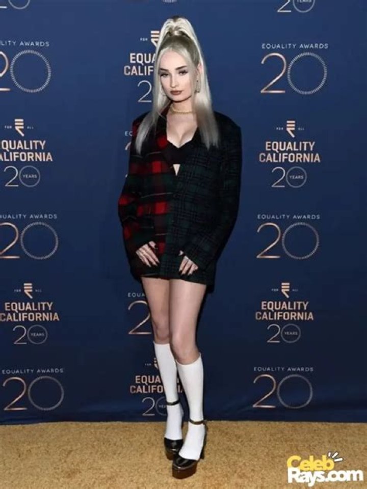 Kim Petras Age, Height, Weight