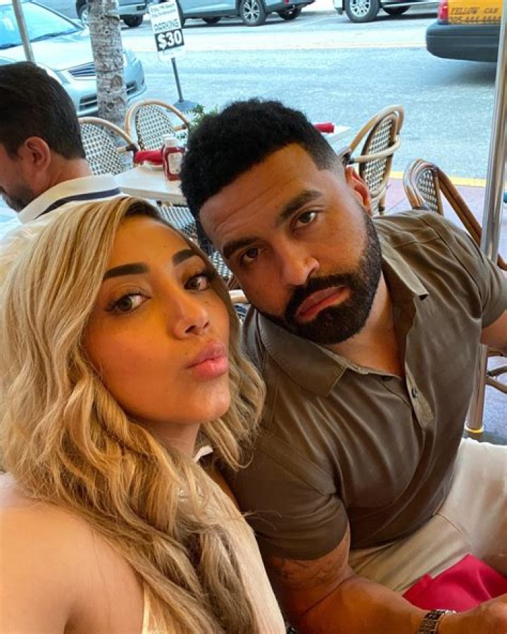 Meet Apollo Nida Girlfriend On Instagram