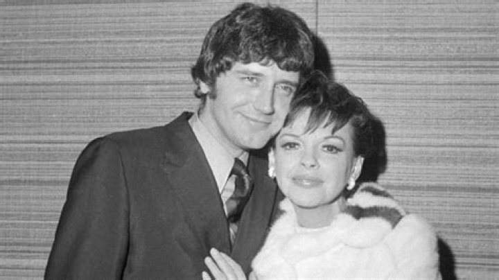 Mickey Deans Biography, Age, Height, Wife, Net Worth, Family