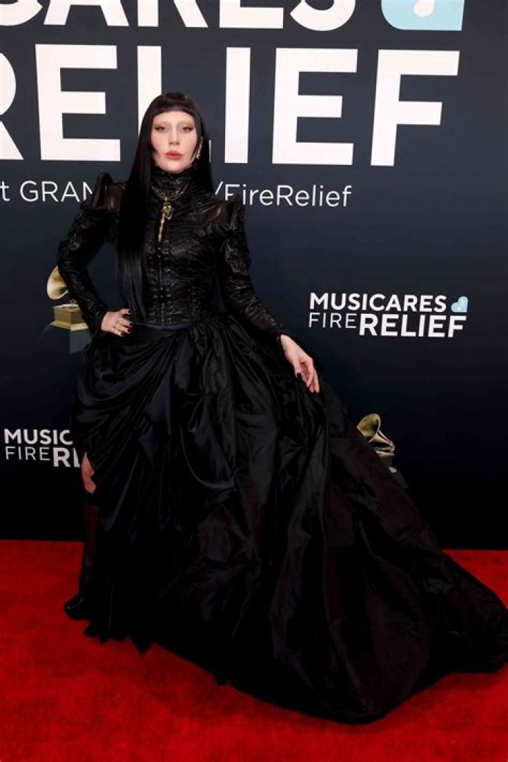 PHOTOS Lady Gaga puts hermaphrodite rumors to rest