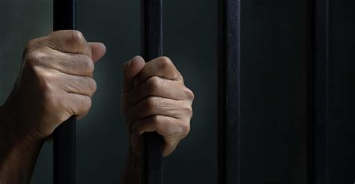R Kelly's Legal Journey: The Path Through Controversy and Imprisonment