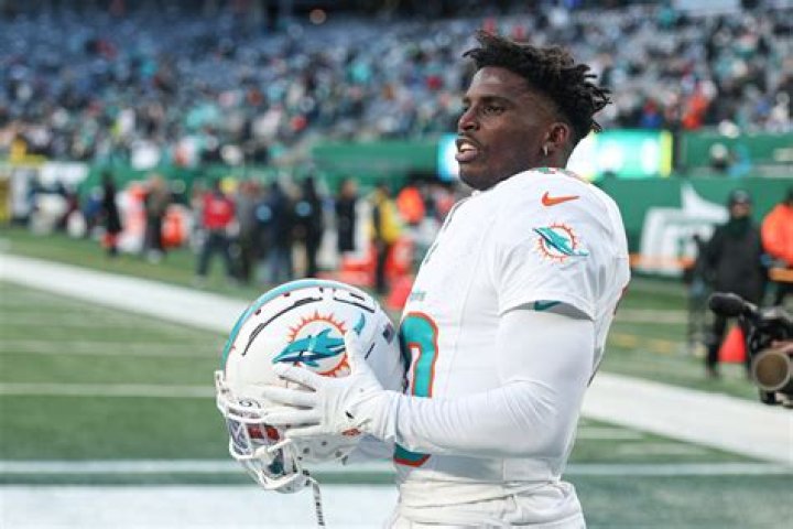 The Fascinating World of Tyreek Hill's Luxurious Lifestyle: A Closer Look at His House