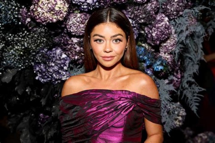 Understanding the Media Phenomenon: Sarah Hyland in the Nude