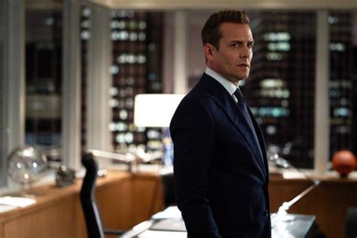 Unraveling the Charisma of Harvey Specter in 'Suits'